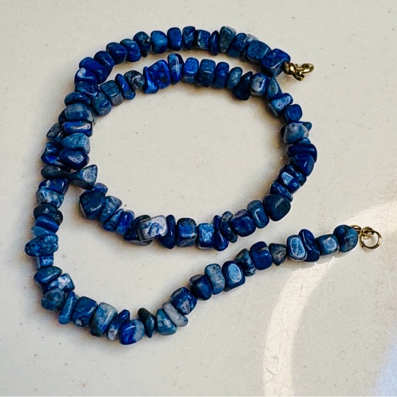 Jewelry - Vintage Lapis lazuli Stone Necklace. 16 inches. Excellent condition.